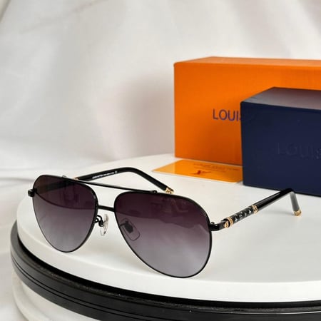 نظاره ماركة LV