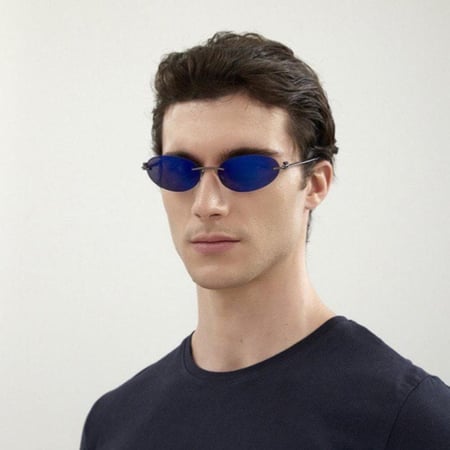 نظاره ماركة ‏Balenciaga