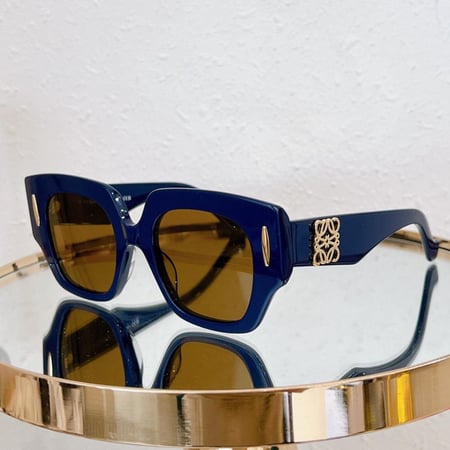 نظاره ماركة ‏Loewe