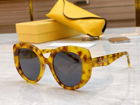 نظاره ماركة ‏Loewe