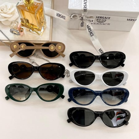 نظاره ماركة ‏Versace