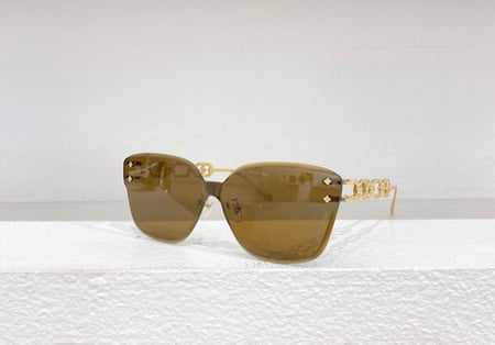 نظاره ماركة LV