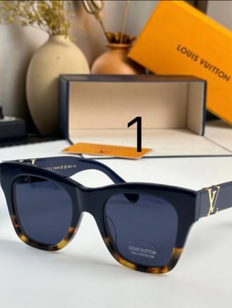 نظارات ماركة LV