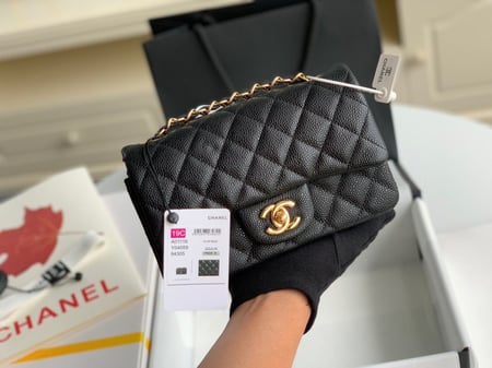 شنطة نسائية ماركة Chanel