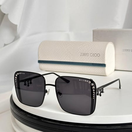 نظاره ماركة jimmychoo