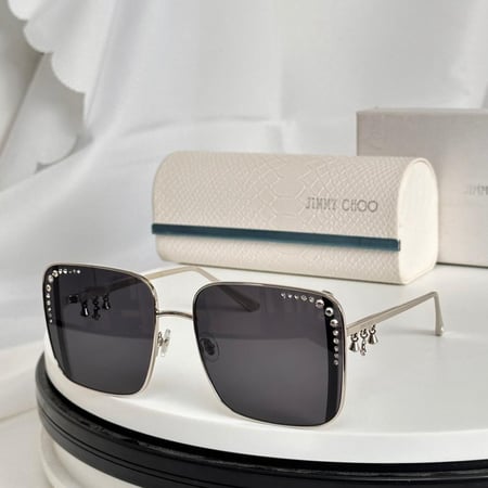 نظاره ماركة jimmychoo