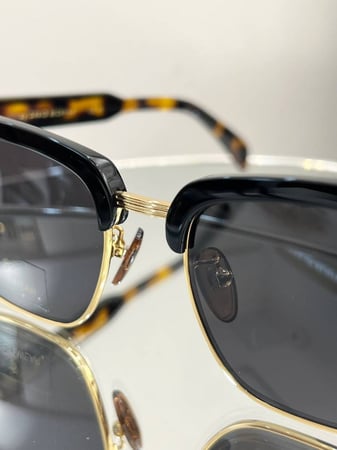 نظارات ماركة ‏Beckham