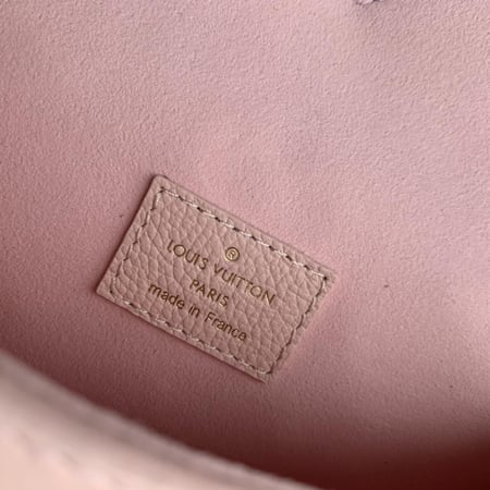 LV Nano Diane 19 x 10.5 x 6