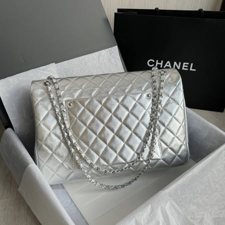 Chanel 24c 40x26x12cm