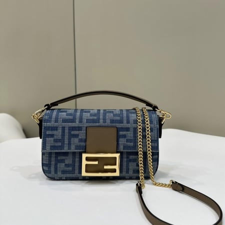 Fendi 20x13x5cm