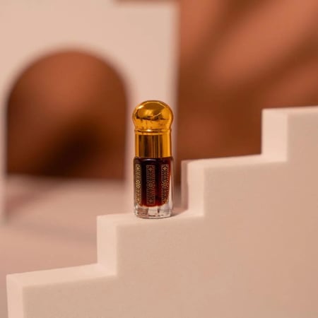 دهن عود كمبودي ڤالن