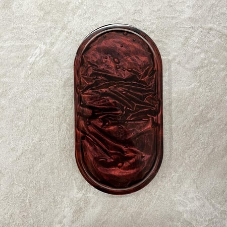 صينية بشكل مخملي