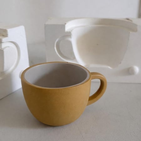 قالب كوب بمسكة