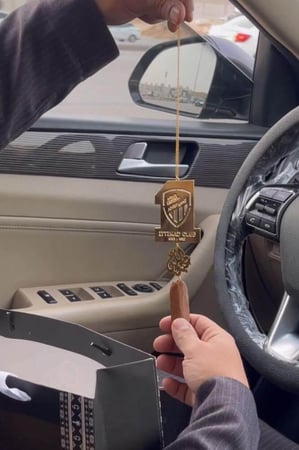 تعليقة سيارة بشعار نادي الاتحاد