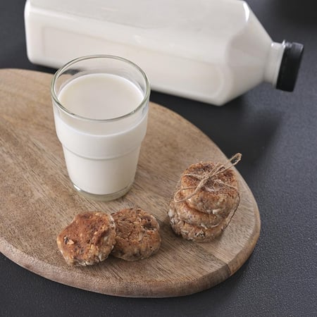 حليب ماعز (١ لتر)