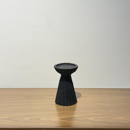 شمعدان اسود كبير