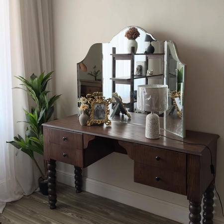 تسريحة ڤنتج 4 درج