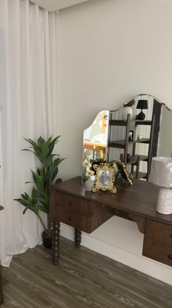 بكج تسريحة ڤنتج + مرايا تسريحة