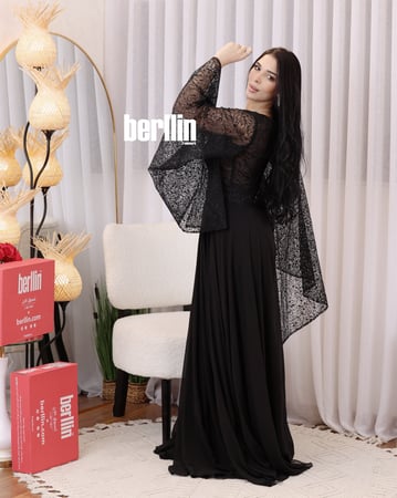 فستان سهرة طويل بليسية اوف شولدر مطرز لون اسود