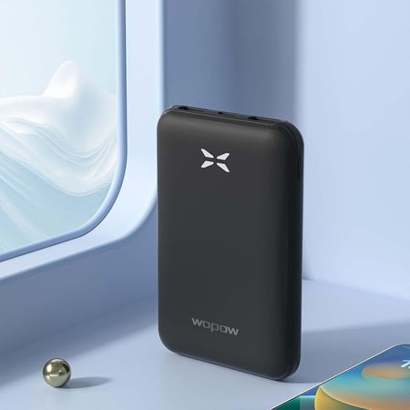 شاحن متنقلPQ46 بسعة 10,000 ملي أمبير- لون أسود