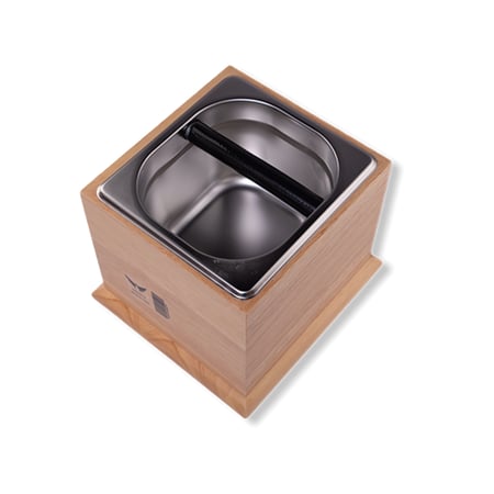 مكب قهوة خشبي