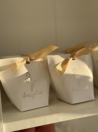 توزيعات عود ومسك