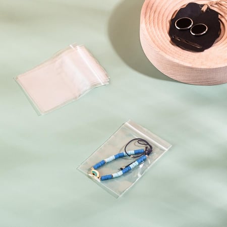 مجموعة (100) كيس بلاستيك شفاف قابل للإغلاق