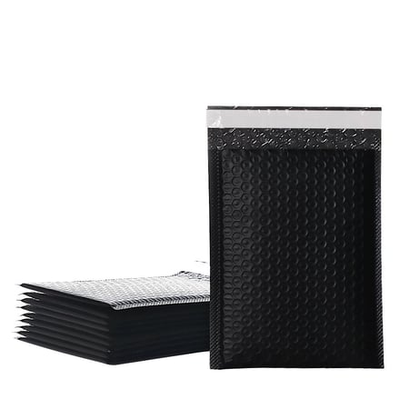 ظرف شحن بلون أسود وفقاعات للحماية - صفقات