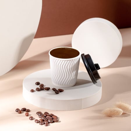 مجموعة (50) غطاء بلاستيك أسود فاخر لأكواب الورق | 4 انز