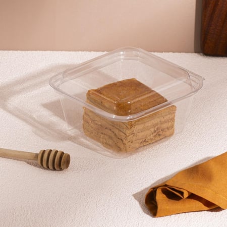 مجموعة (25) وعاء بلاستيك  مربع شفاف بغطاء متصل