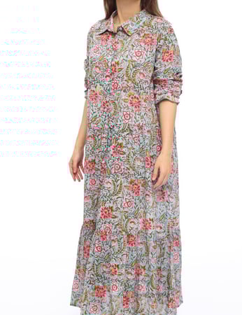 فستان فضفاض