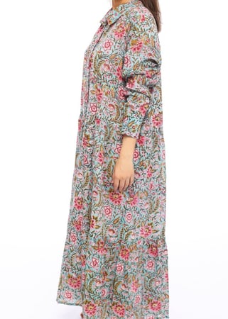 فستان فضفاض