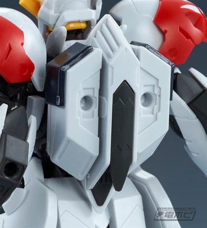 HG 1/144 Gundam BARBATOS LUPUS