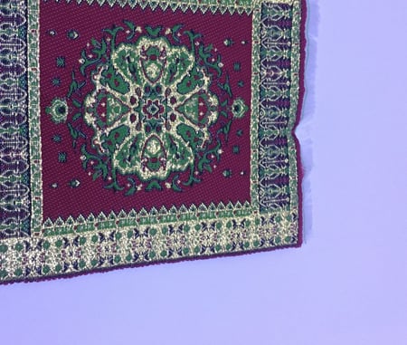 ميني كوستر بنمط سجاد شرقي