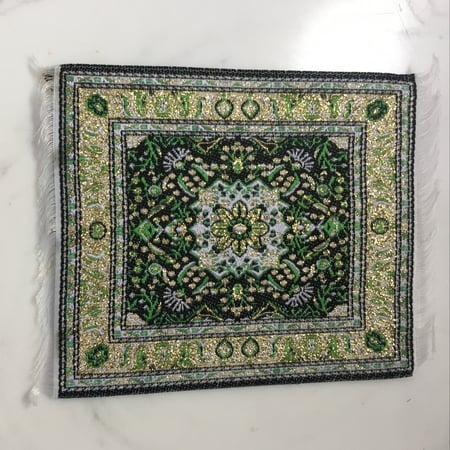 ميني كوستر بنمط سجاد شرقي