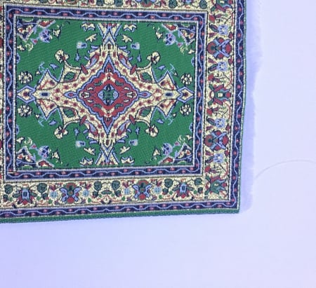 ميني كوستر بنمط سجاد شرقي