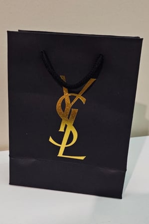 كيس سان لوران