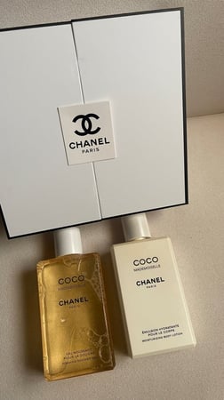 مجموعة كوكو شانيل قطعتين