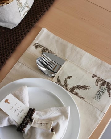 طقم من 4 مفرش النخيل للأطباق (مجموعة باسقات)