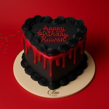 كيكة كلاسيكية باللون الأسود