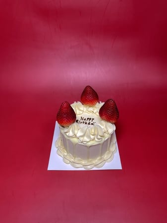 كيكة الفراولة - تسليم فوري