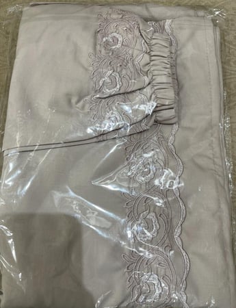 شرشف صلاه بارد مع تطرير ناعم مرد