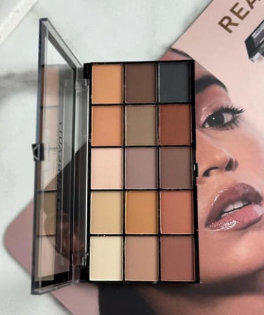 ظل بديل ريفلوشن مات بدون لمعه