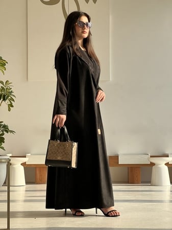 عباية رقم 105