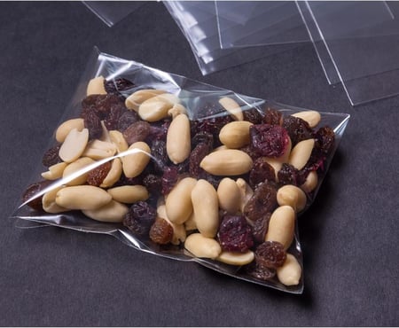 اكياس حلويات لاصق بعدة مقاسات