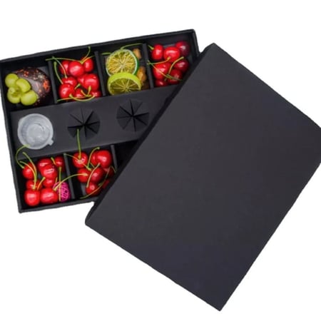 علب وجبات مقسمة