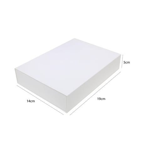 علب ورقيه سحاب للهدايا