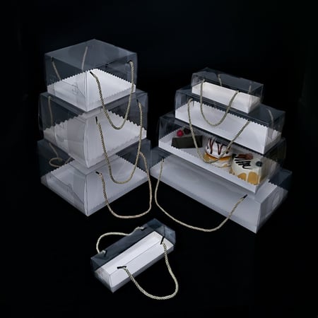 علب كيك بلاستيك شفافة