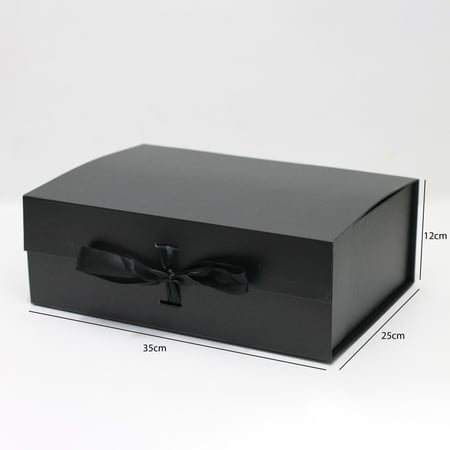 علب هدايا مقوى 35*25*12 سم بشريطة