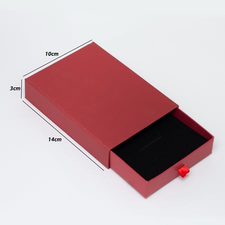 علب اكسسوارات ملونة